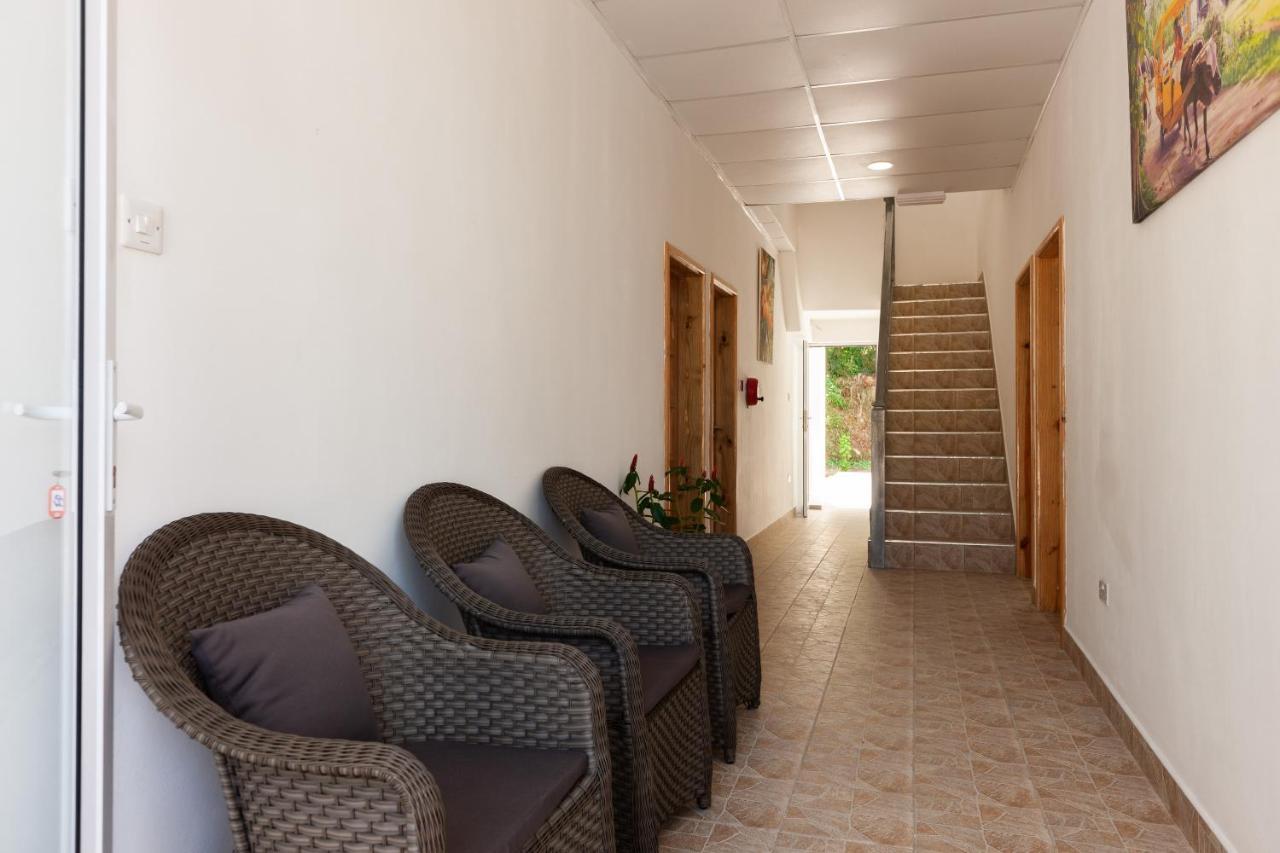 Home Confort Self Catering Anse Kerlan Exteriér fotografie